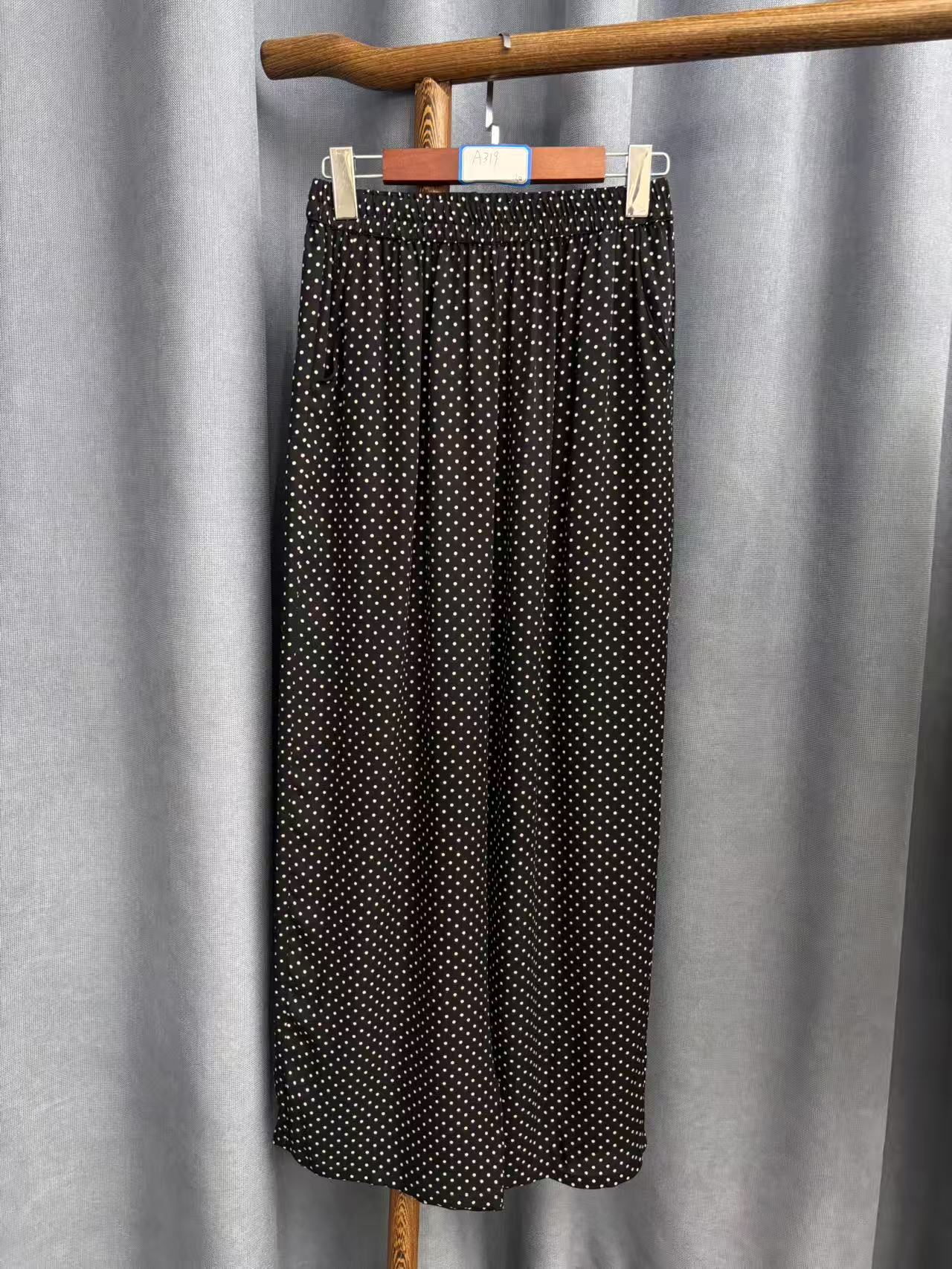 2025春季新款休闲百搭宽松桑蚕丝双乔波点直筒裤女A319