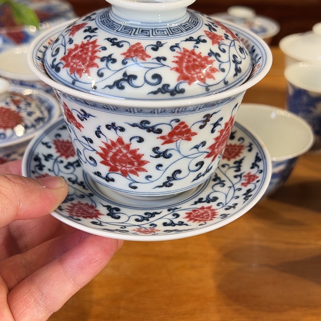 景德镇岚溪釉里红瓷器