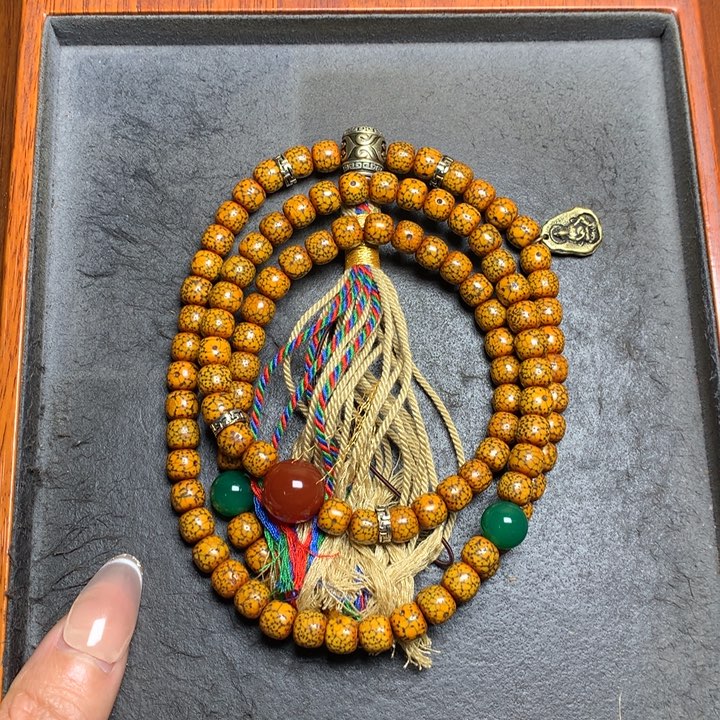 星月菩提吊坠菩提