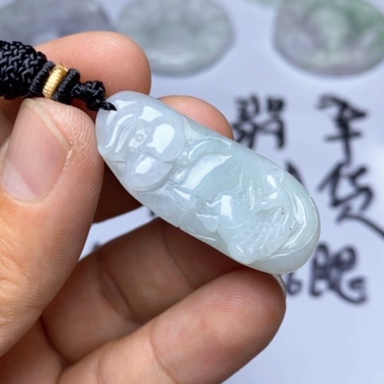 颈饰未镶嵌翡翠翡翠