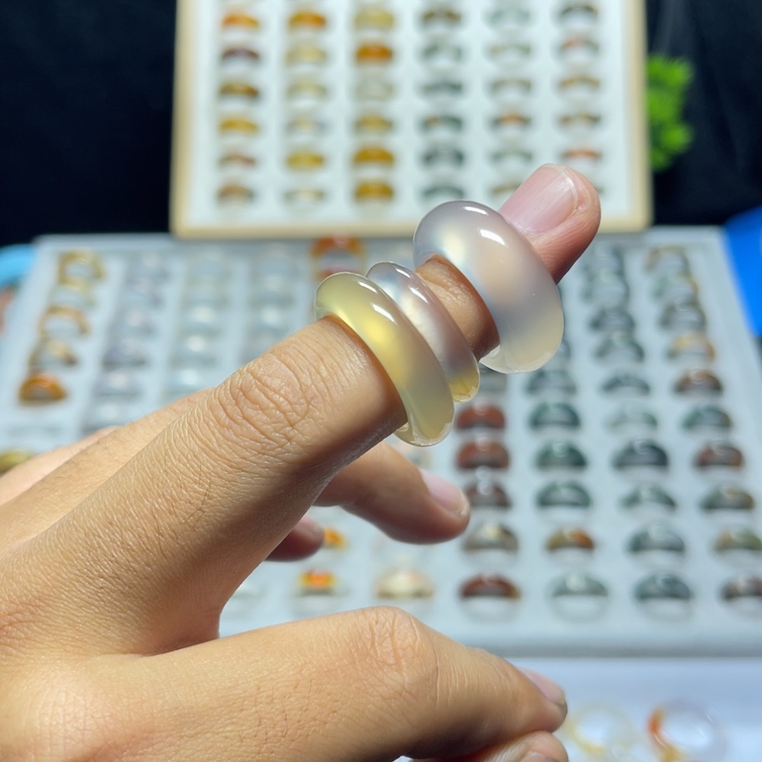 玛瑙/玉髓戒指未镶嵌臻**x