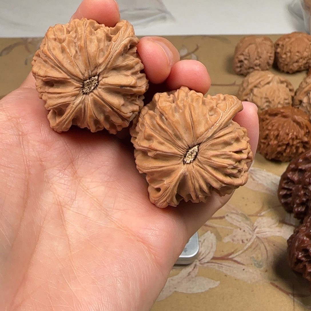 文玩核桃吊坠樽**_山地磨41-12