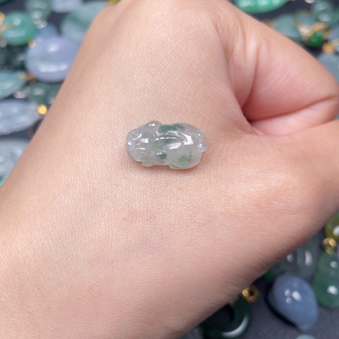 翡翠颈饰18K金镶嵌翡翠