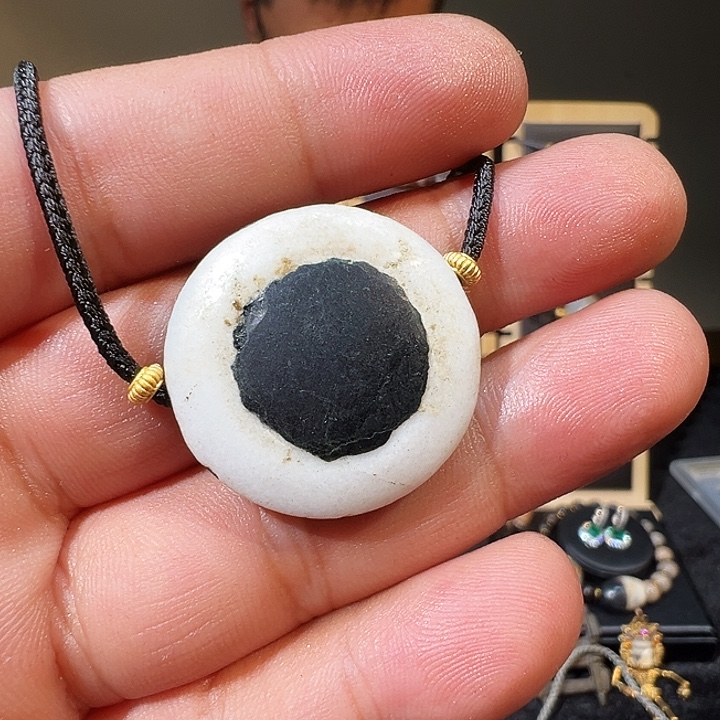 景***凰配饰配饰。        