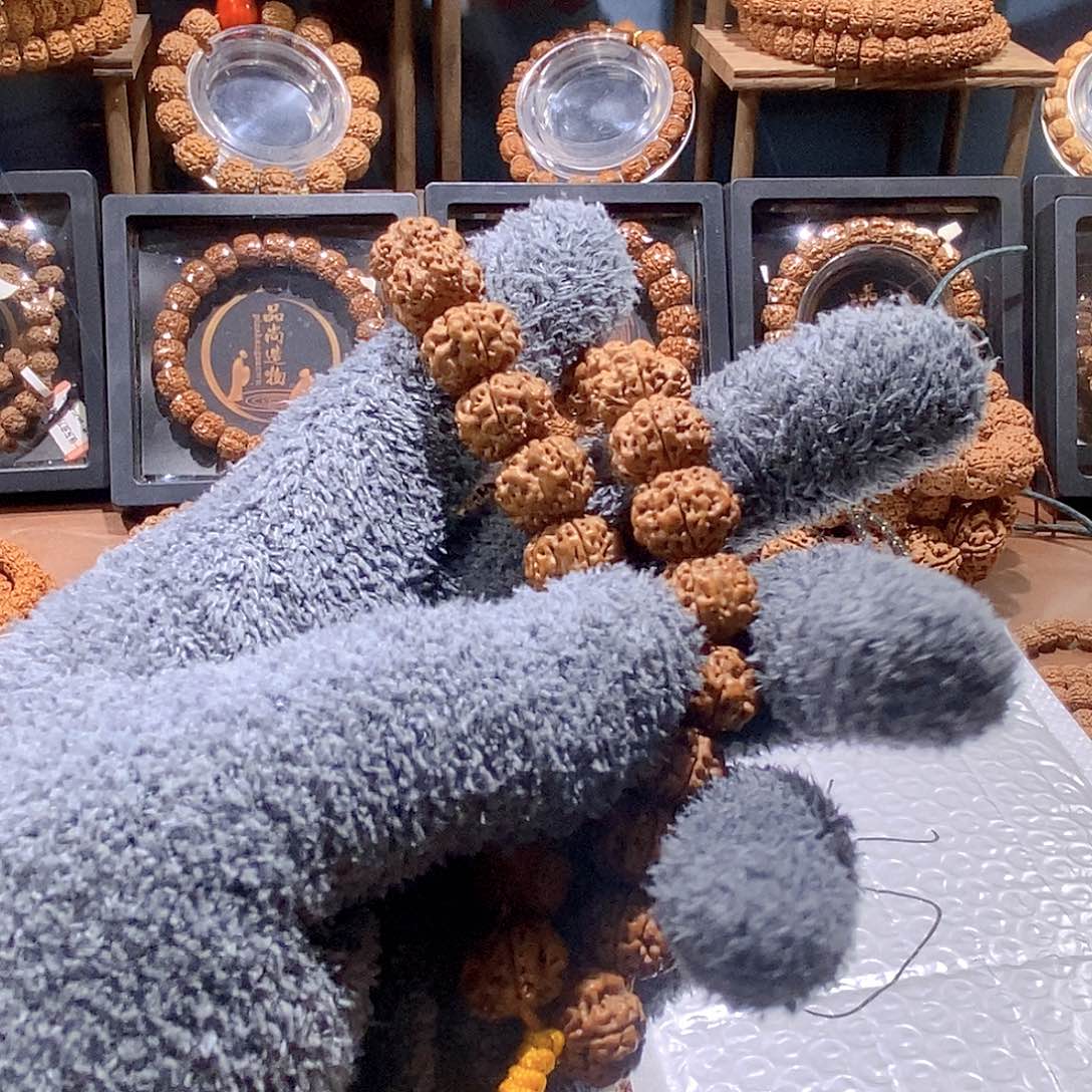 洳***逾金刚菩提吊坠方印梅花