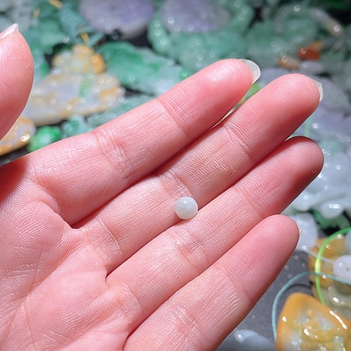 颈饰未镶嵌翡翠暮*天