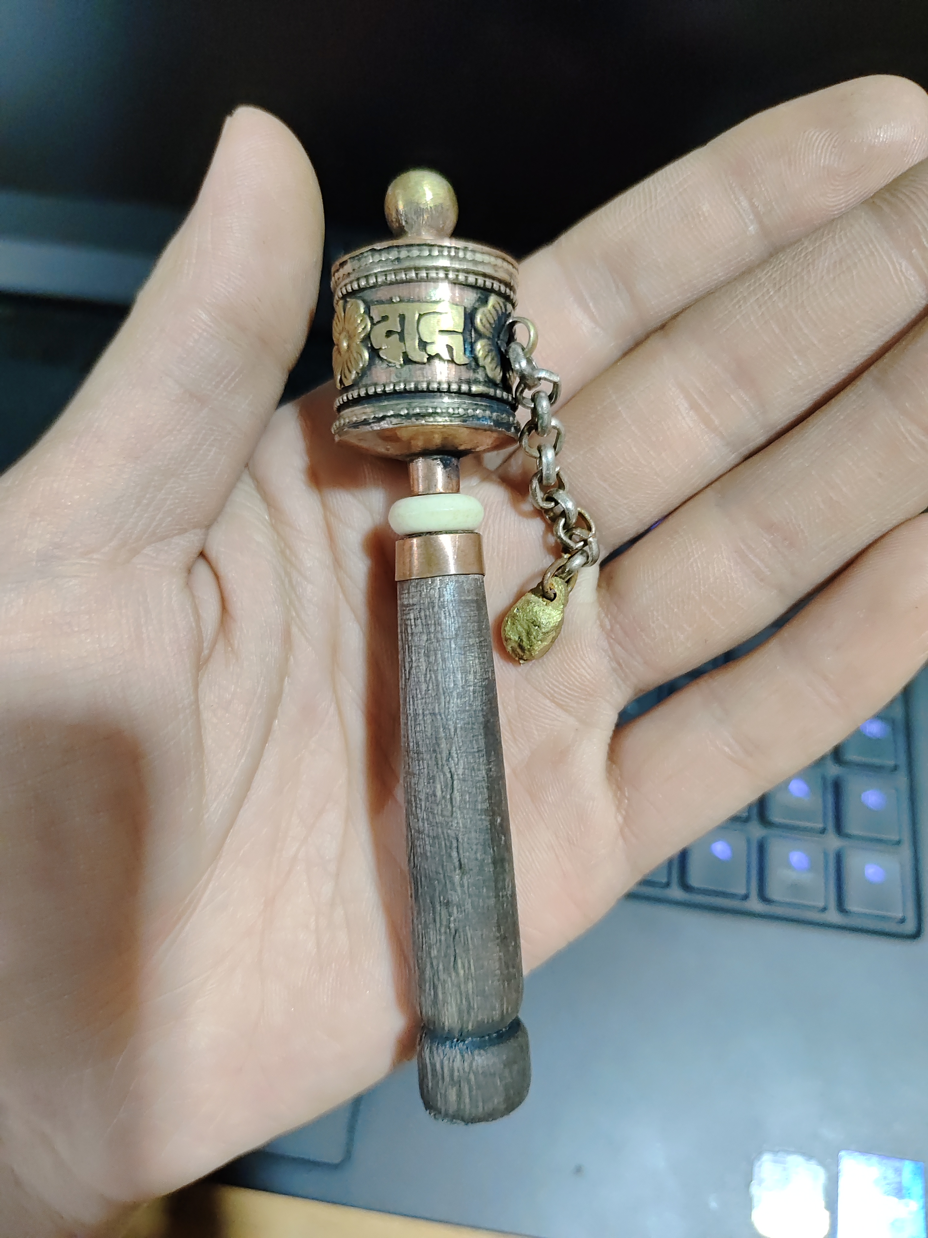 转经简专拍链接摆件饰品