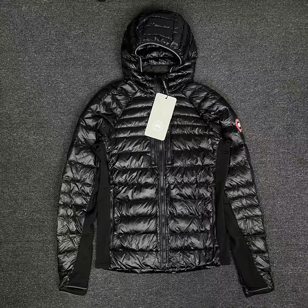 未使用 CANADA GOOSE 未使用袖标连帽黑色男士M码