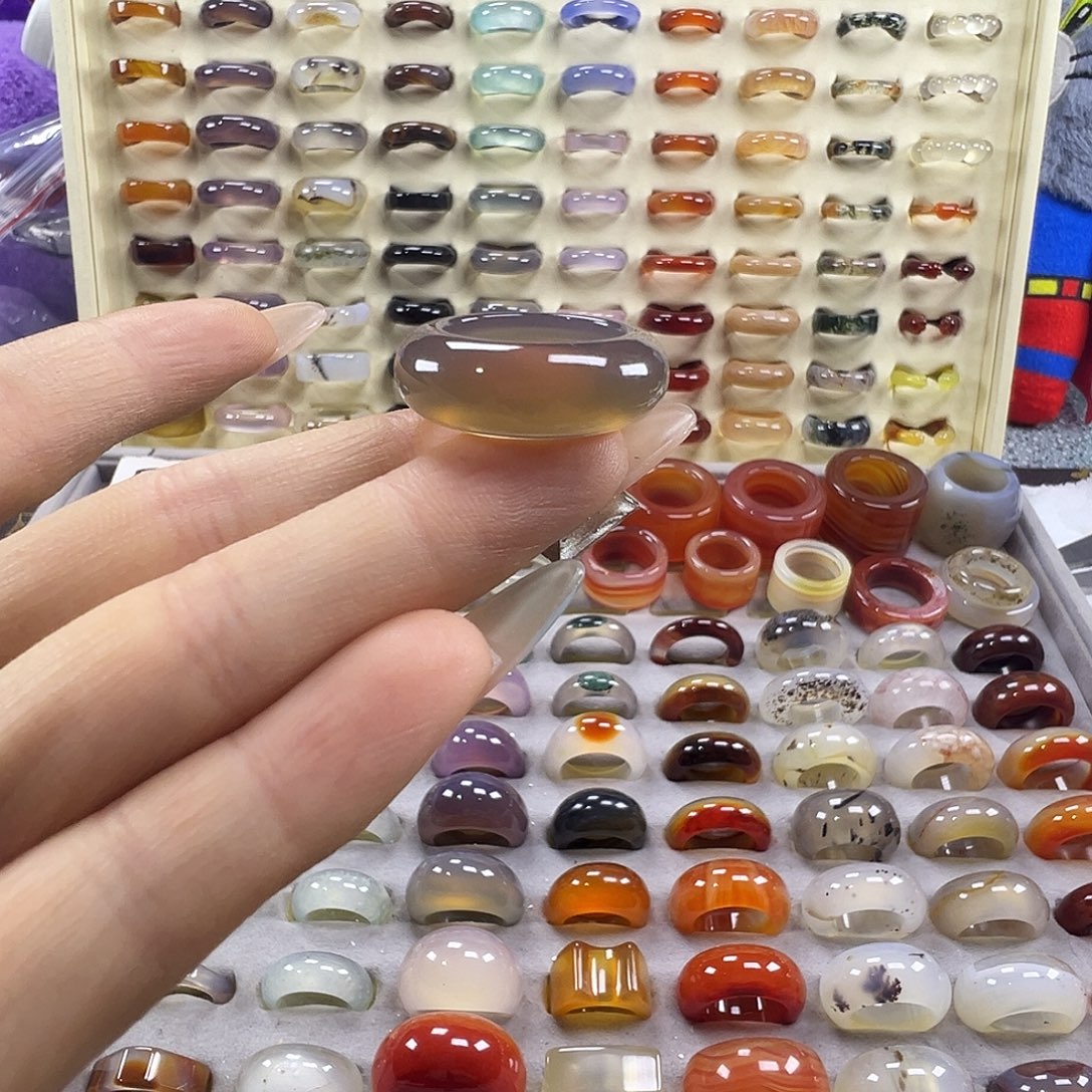 玛瑙/玉髓未镶嵌戒指A17不退换17.7港17