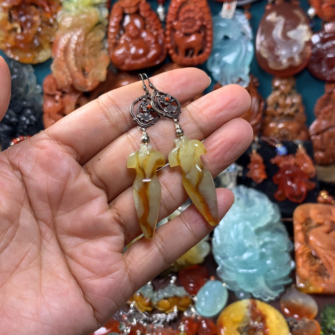 蛇纹石玉耳坠未镶嵌