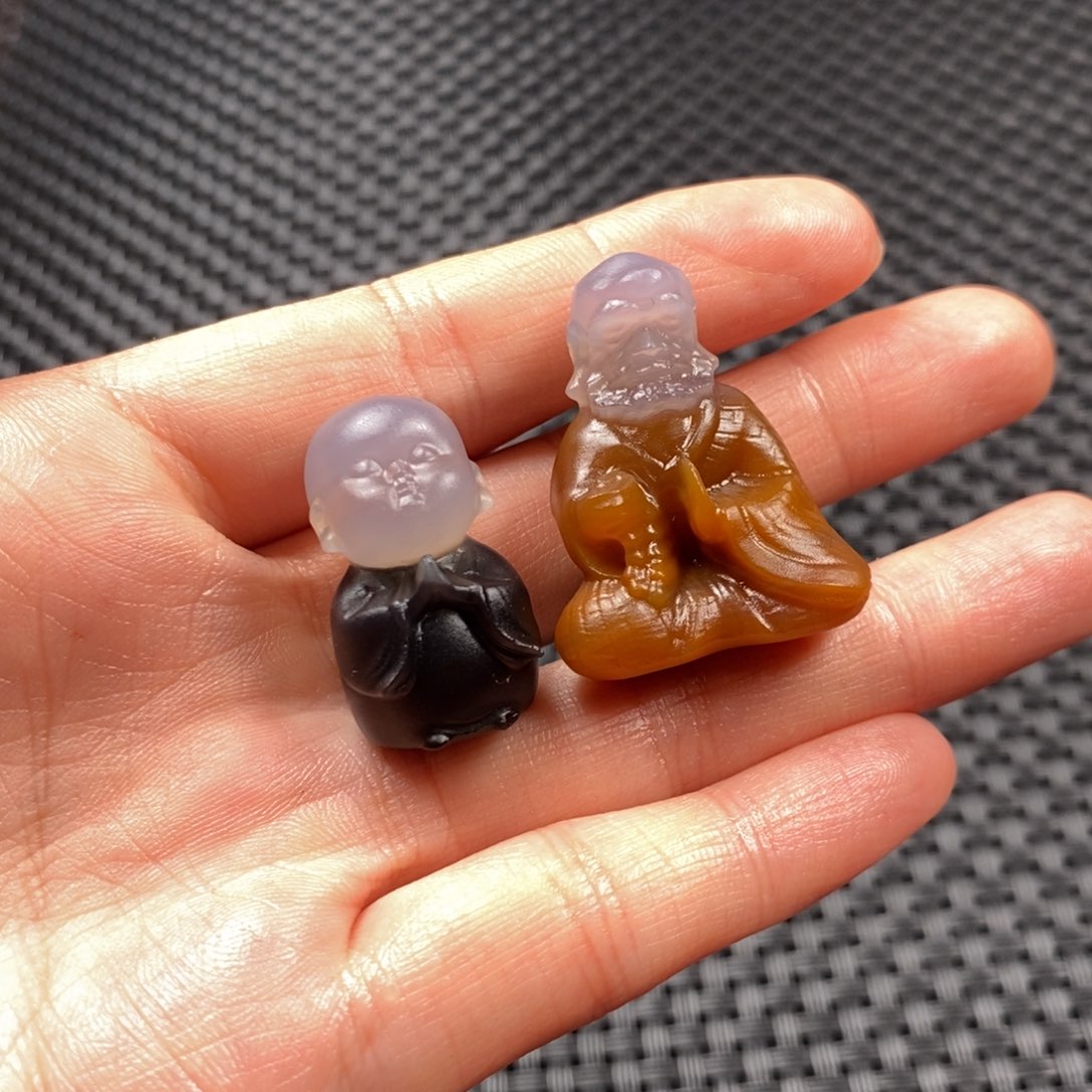 玛瑙/玉髓挂件未镶嵌我****尘