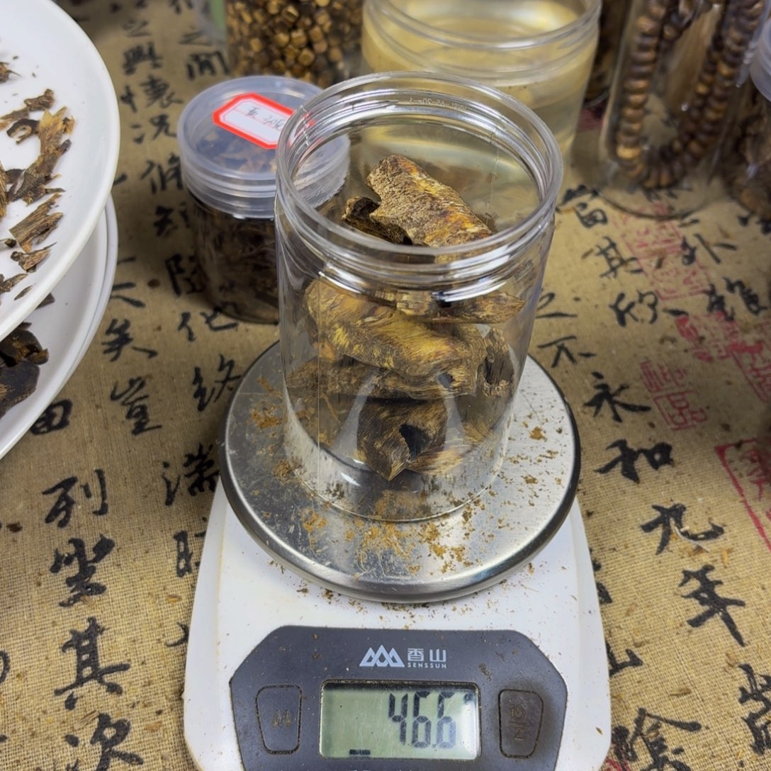 G****香料陆河块料46克