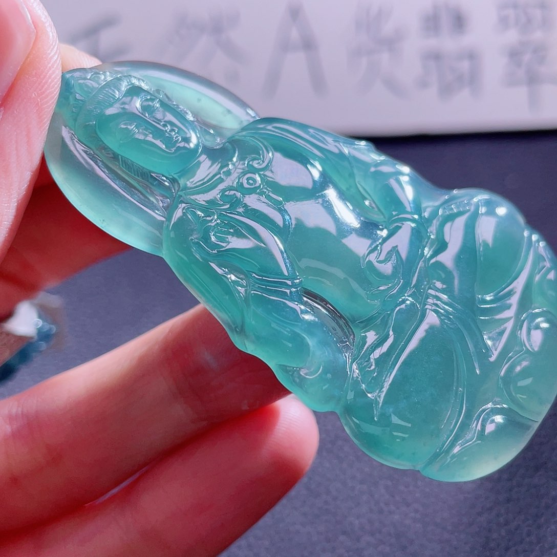 翡翠颈饰未镶嵌888888888