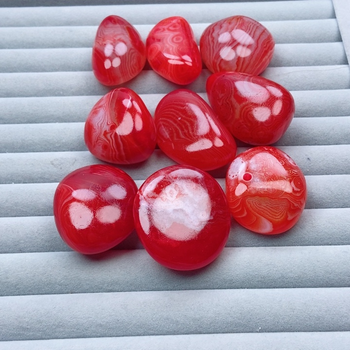 钟***源未镶嵌玛瑙/玉髓珠宝奇石