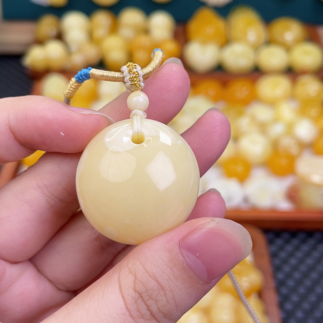 蜜蜡项链未镶嵌蜜蜡