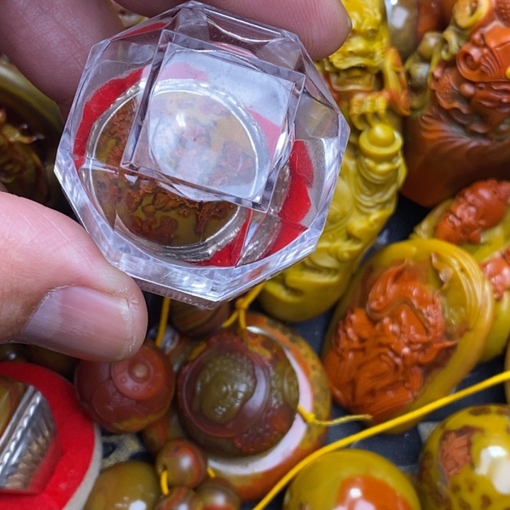 未镶嵌颈饰玛瑙/玉髓老*