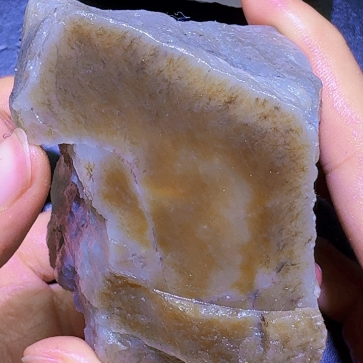 和田玉未镶嵌珠宝半成品