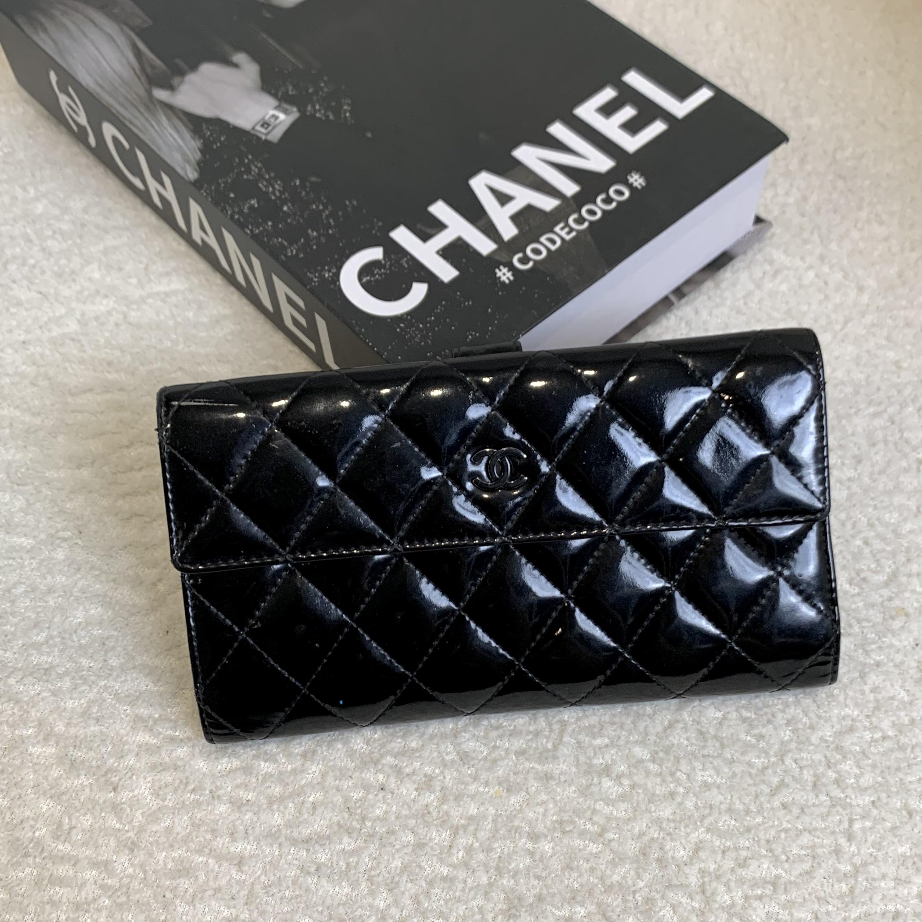 99新 Chanel/香奈儿 壹臻/16开 黑色漆皮长款钱包/44703932