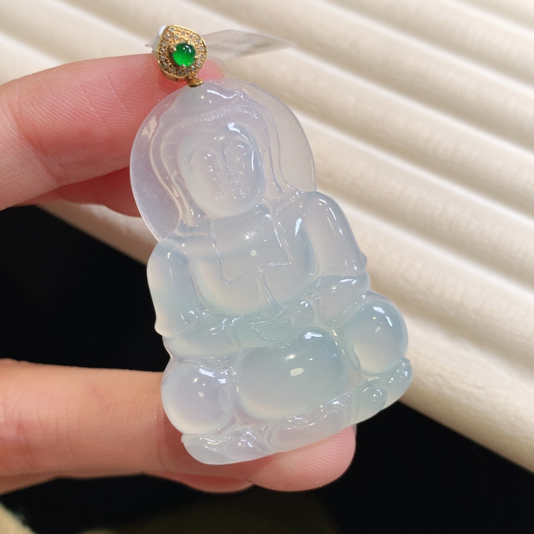 翡翠颈饰18K金镶嵌观音