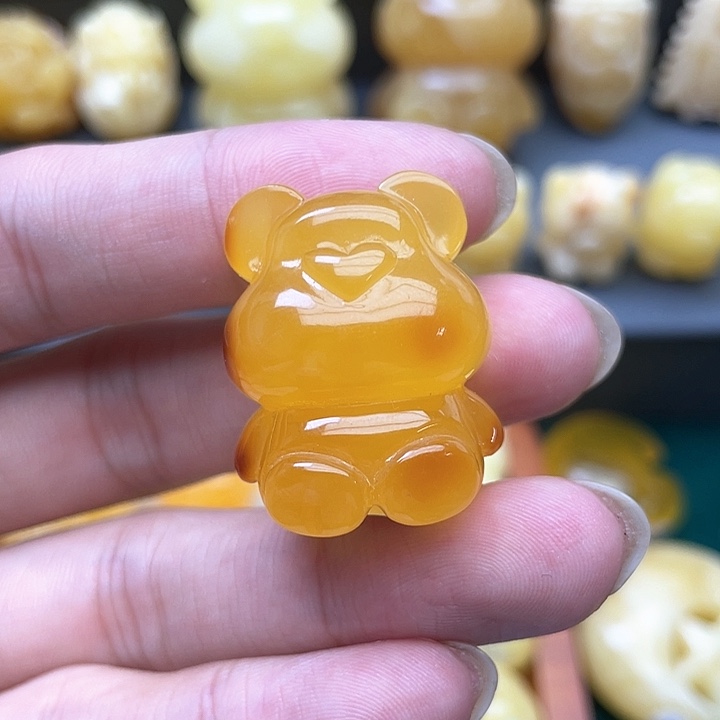 琥珀裸石未镶嵌蜜蜡