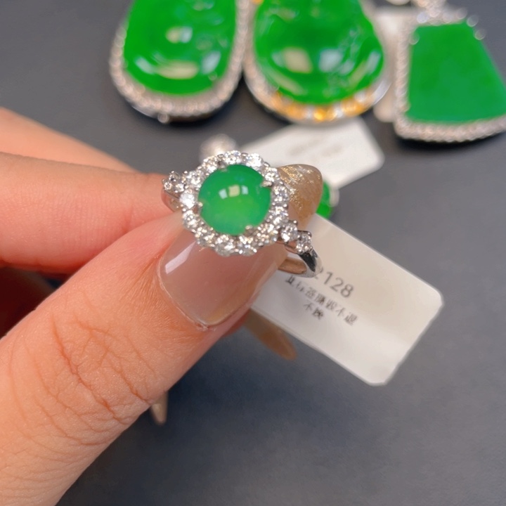 【闪购商品】翡翠银S925镶嵌颈饰翡翠