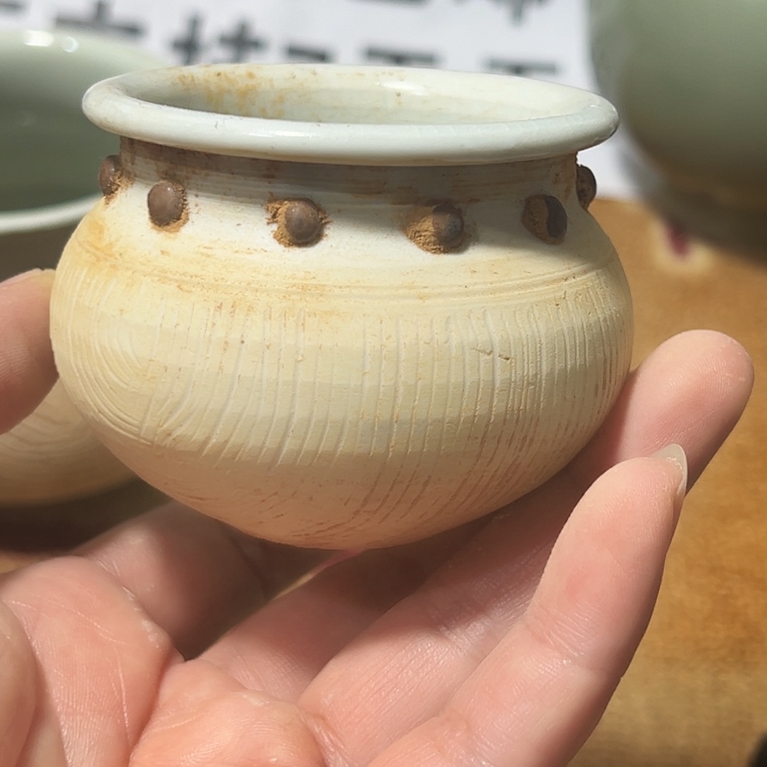 陶摆件空心的墙上有了自己喜欢