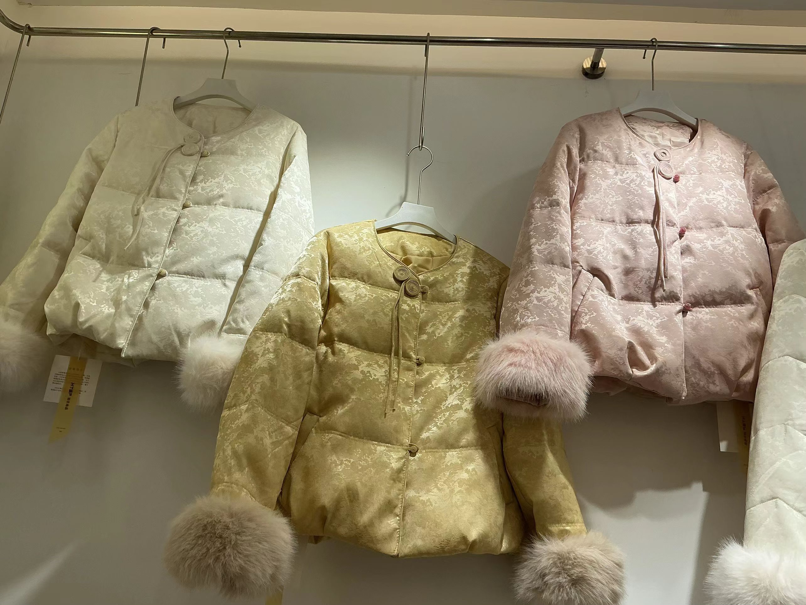 新中式国风棉服女款2025冬季新款提花高级感石墨烯云绒外套86