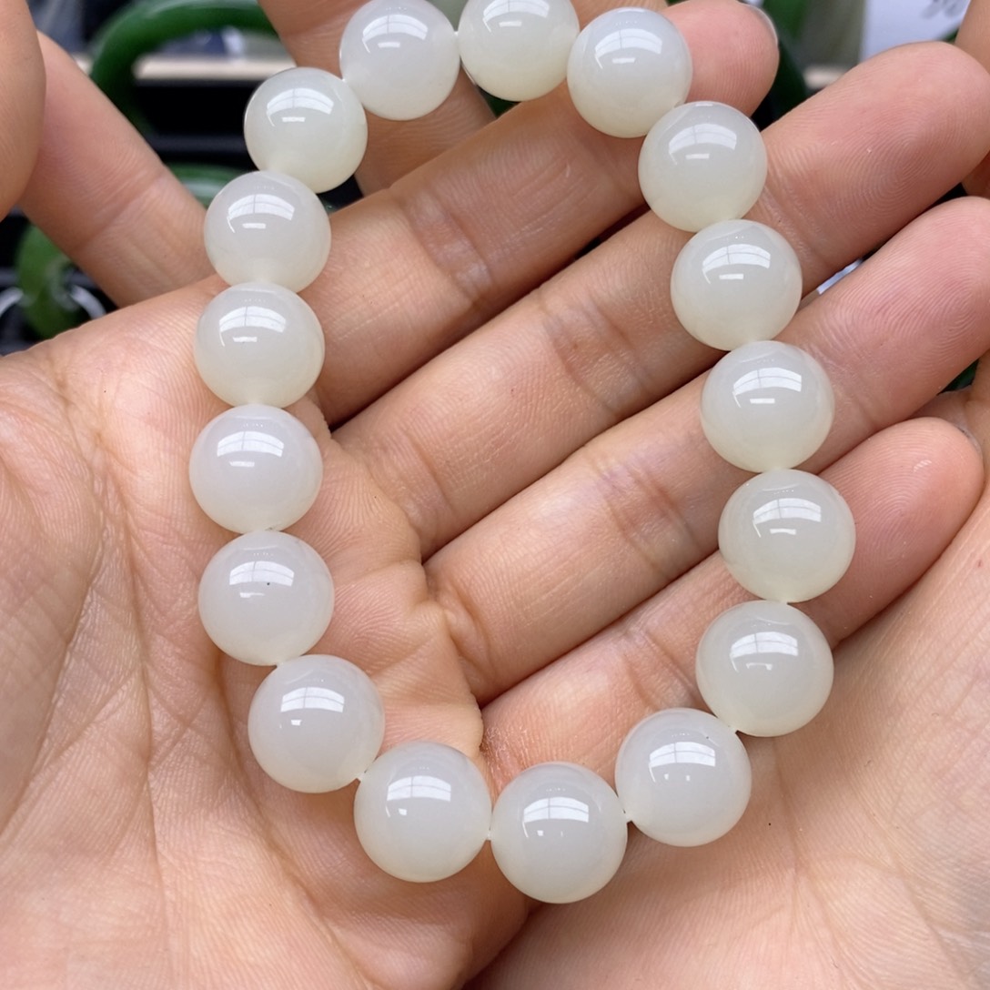 未镶嵌和田玉手链玉*姐卡12