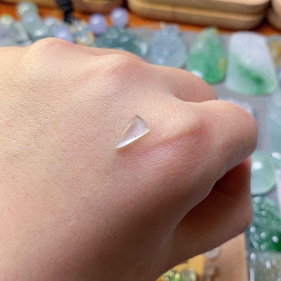 定制翡翠未镶嵌翡翠切割面