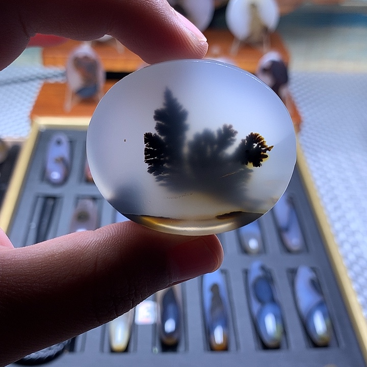 玛瑙/玉髓颈饰未镶嵌