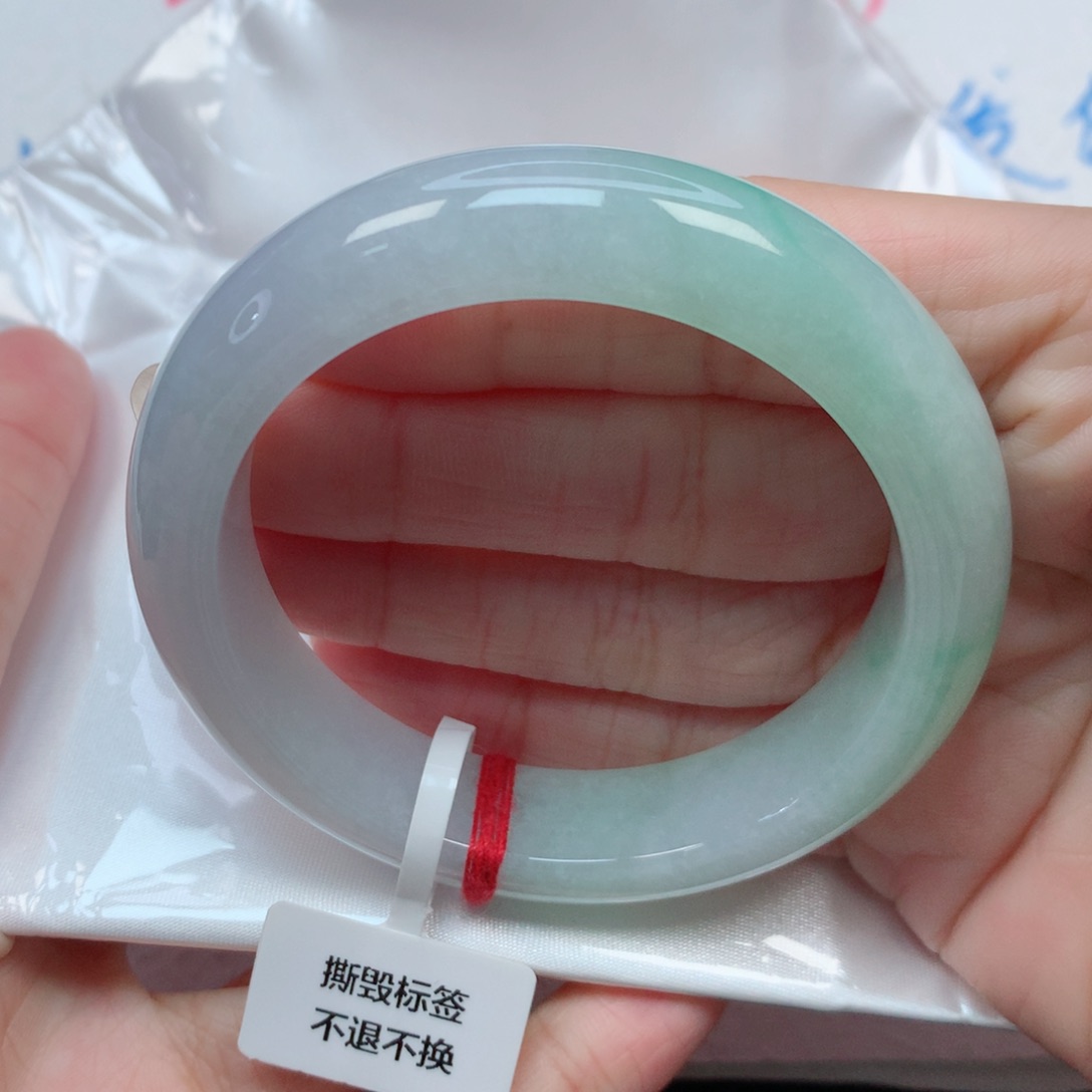 翡翠手镯未镶嵌54.4圈