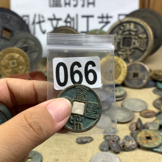 古***木铜现代文创工艺品