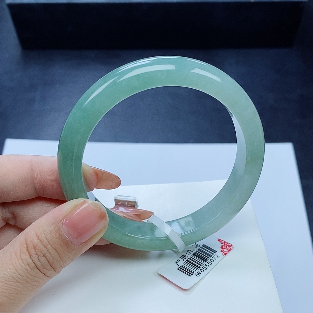 翡翠手镯未镶嵌用****458圈口