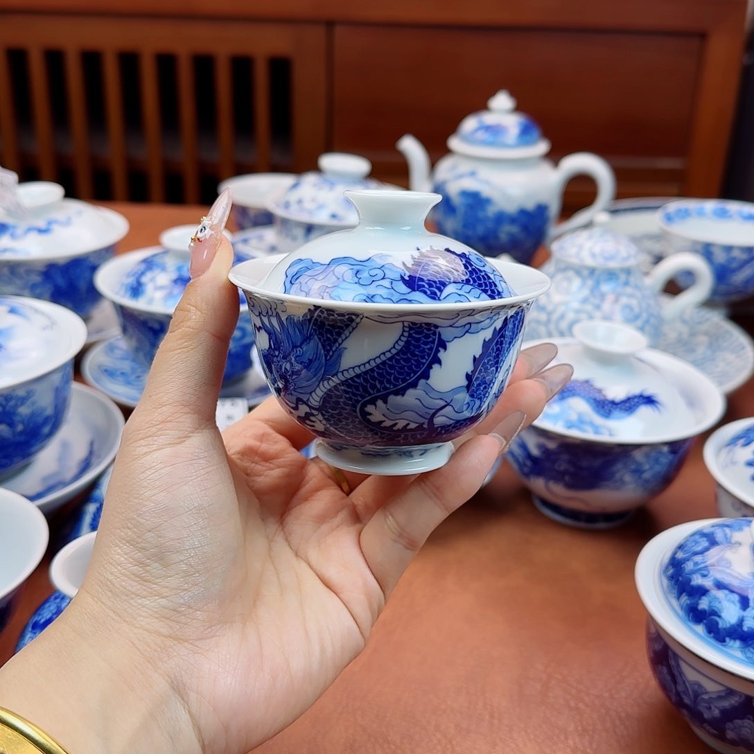 景德镇陶瓷手绘盖碗孤品