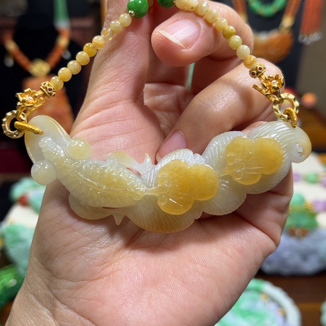 翡翠未镶嵌颈饰天然翡翠