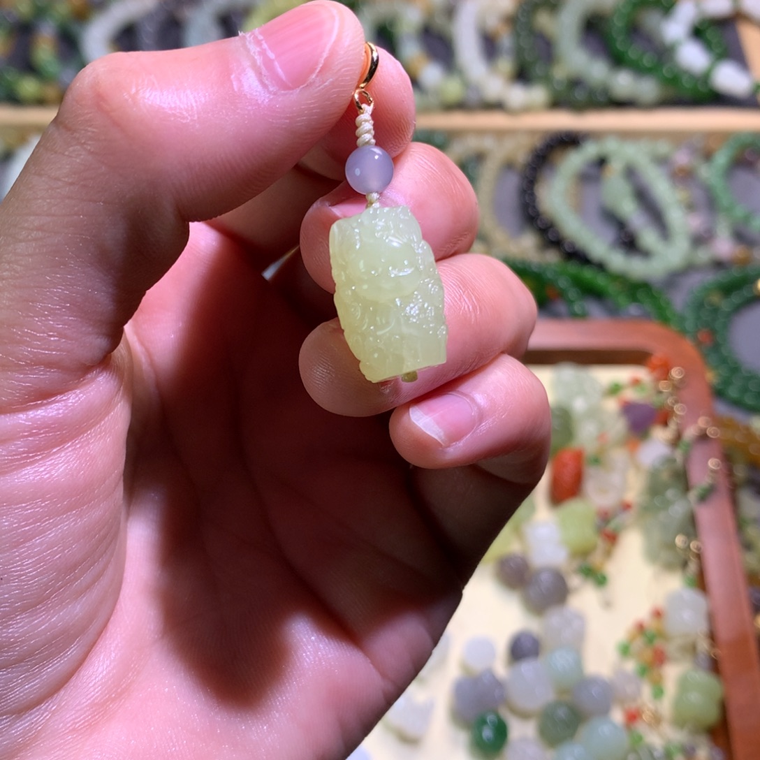 和田玉未镶嵌手链