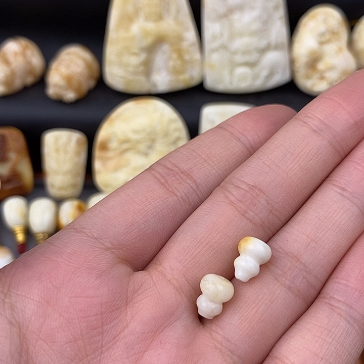 琥珀未镶嵌裸石7葫芦对珠