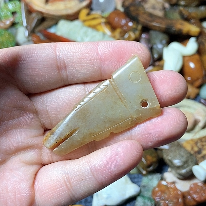 和田玉未镶嵌颈饰223