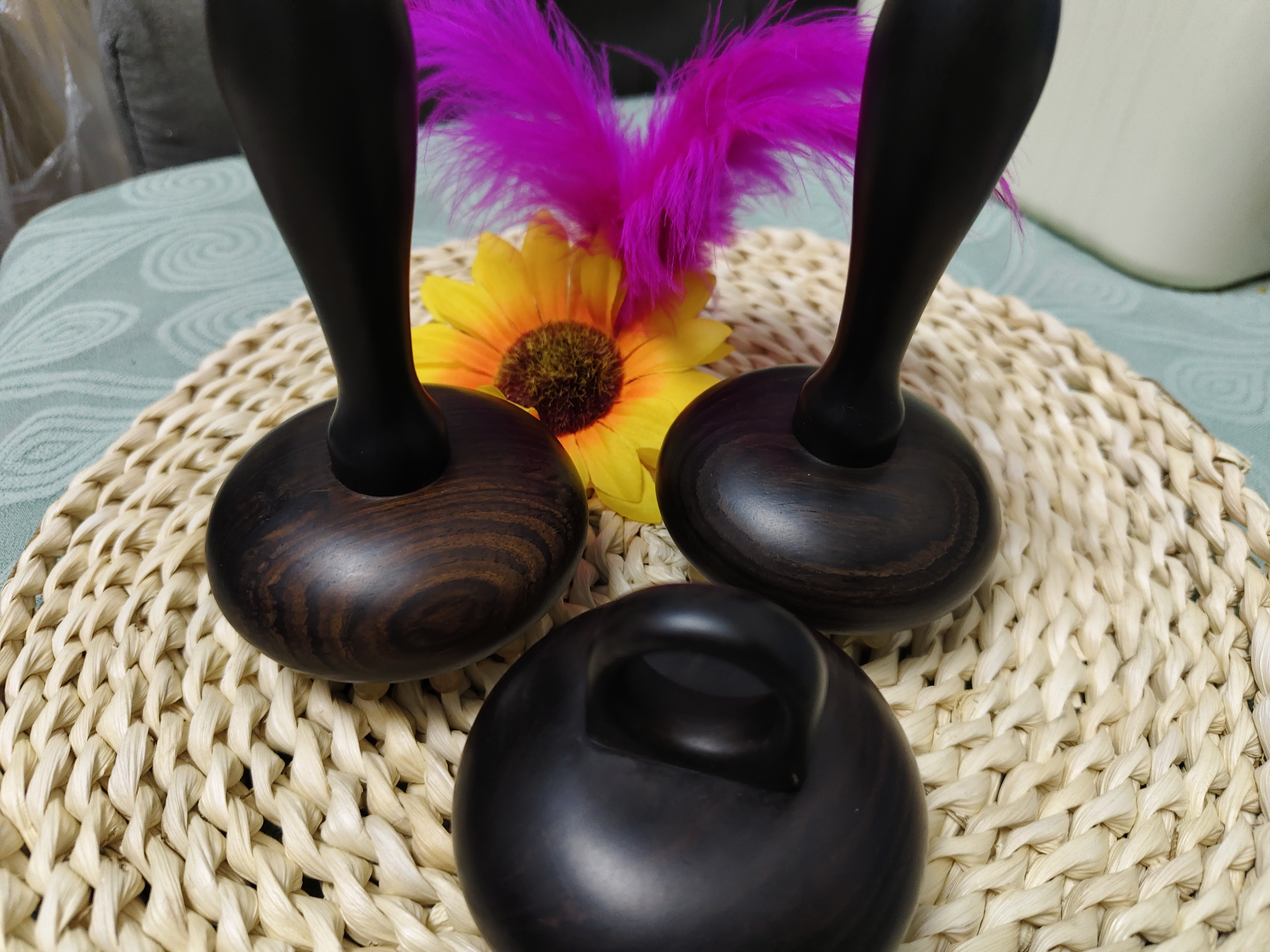 灯泡齿羊角19钉按摩梳紫光檀大手柄指环经络梳揉腹刮肚子刮大腿