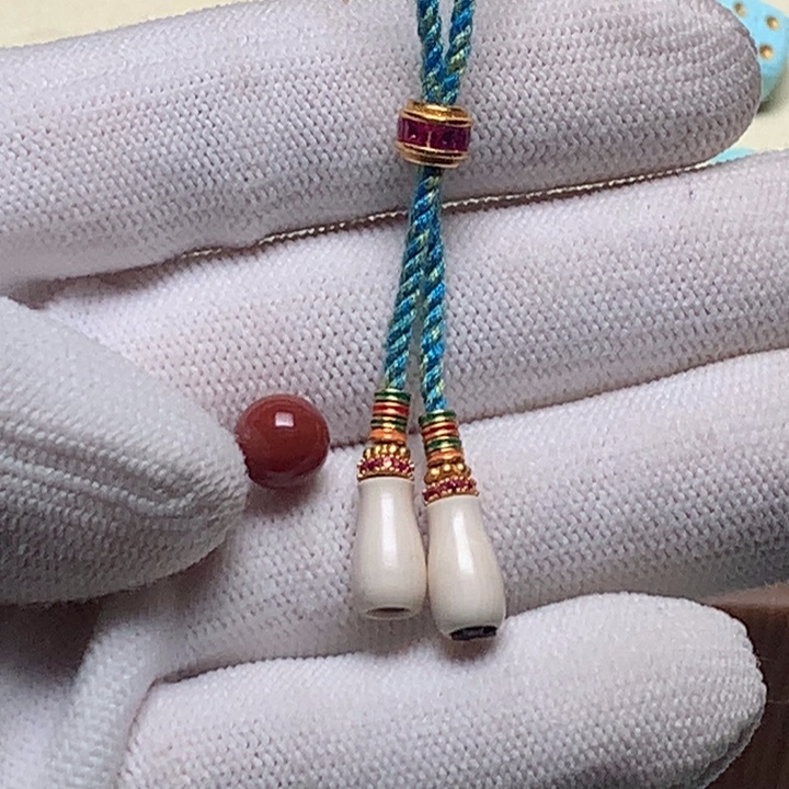 南红玛瑙未镶嵌珠宝奇石