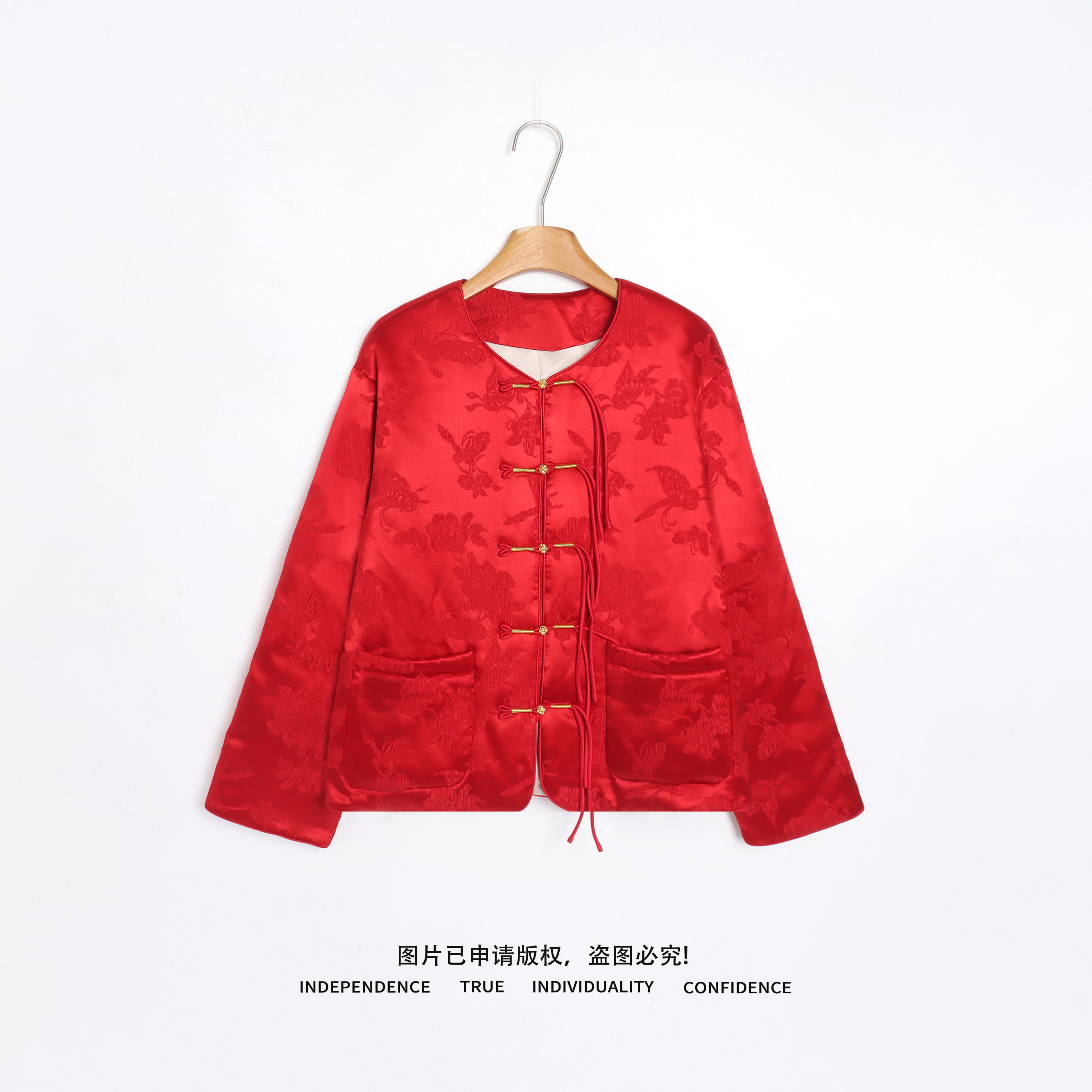 温温【鸿瑞】新中式真丝提花圆领外套洋气显瘦节日战袍棉服476889