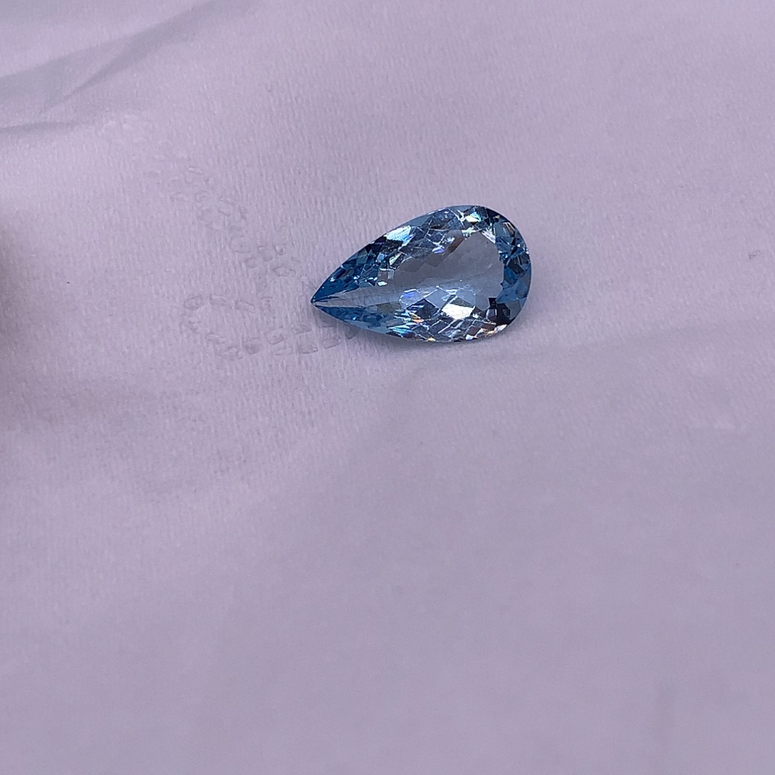 海蓝宝石裸石99875665556