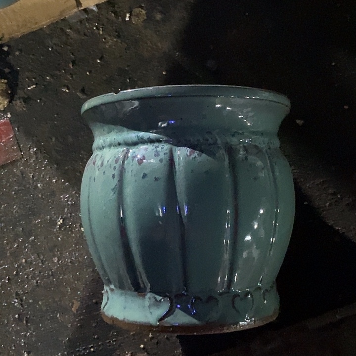 紫砂花盆。 高  口
