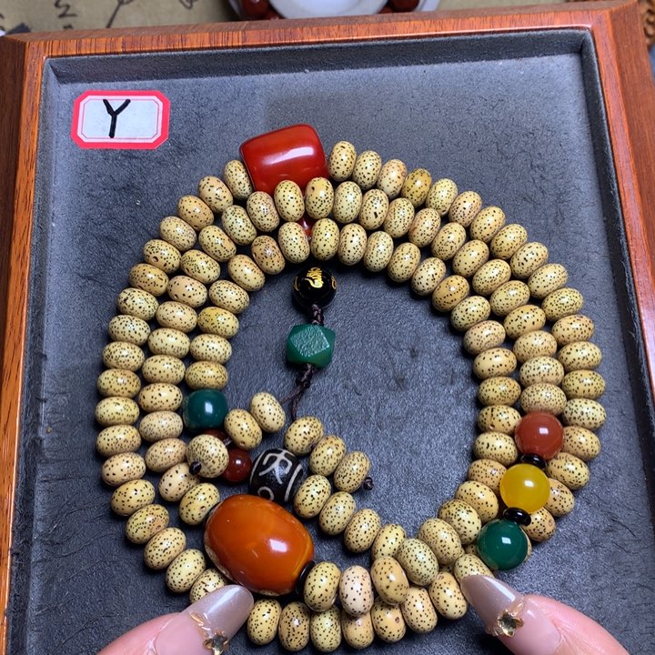 星月菩提吊坠菩提