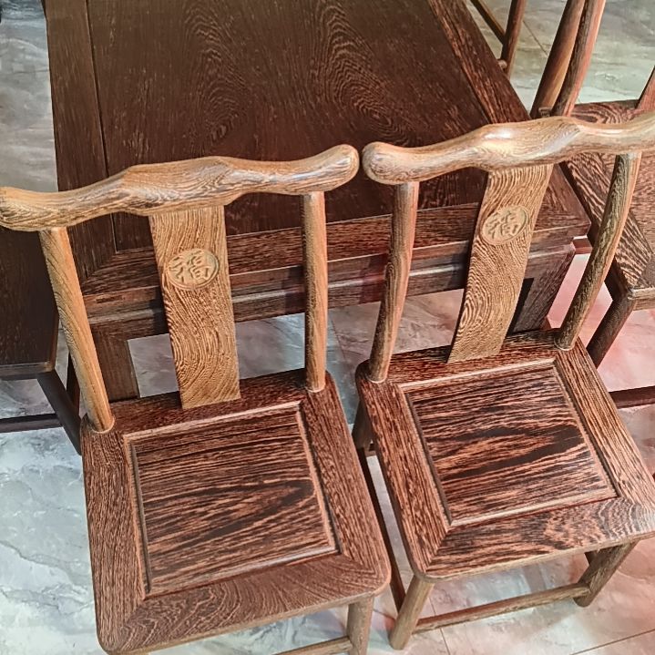 鸡翅木65/65高55厘米方桌一物一拍，坐高32官帽一对，包邮，送货楼下