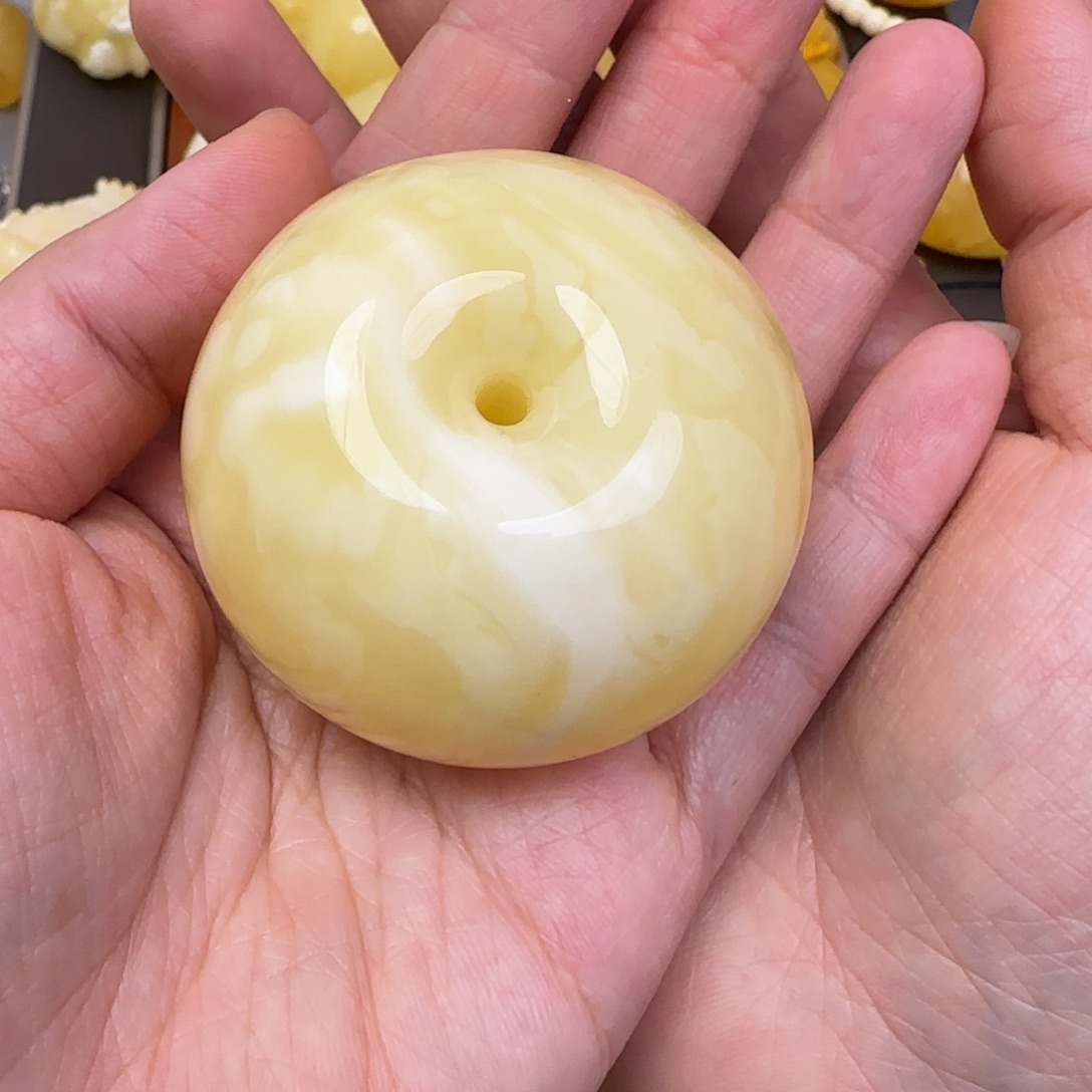 蜜蜡颈饰未镶嵌a**酸天然蜜蜡