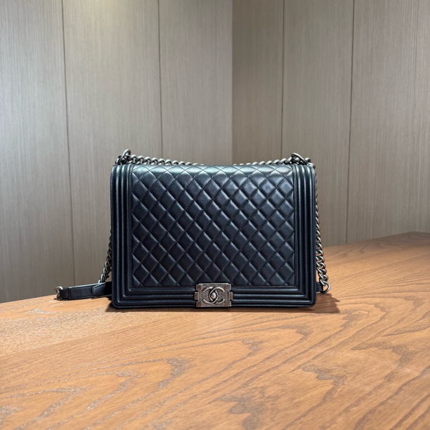 99新 Chanel/香奈儿 leboy菱格纹链条包 17开 尺寸30x22