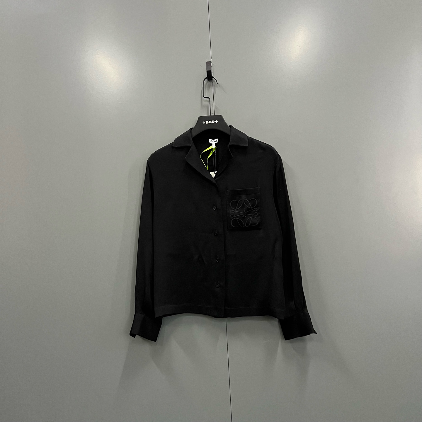 99新 LOEWE/罗意威 zz21 黑色刺绣logo衬衫 34码/98新/611807