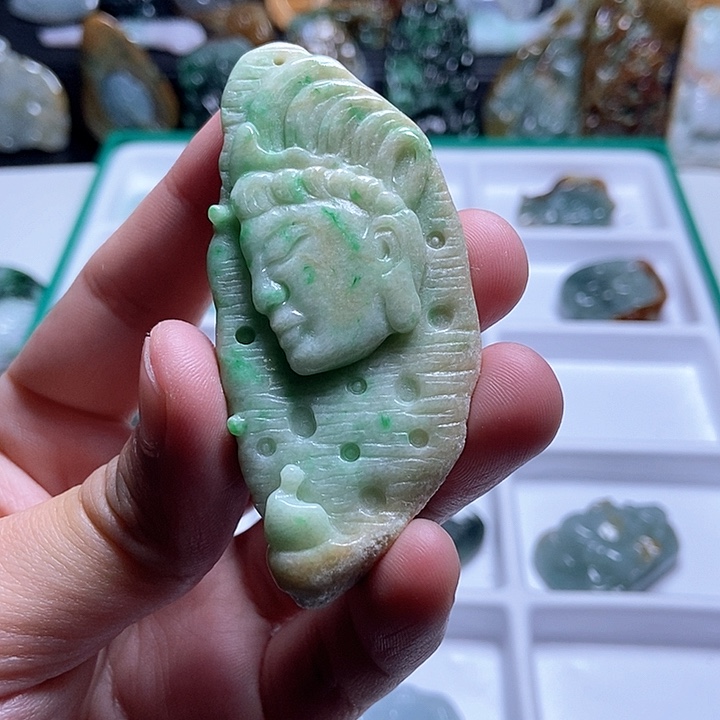 翡翠未镶嵌颈饰翡翠a货