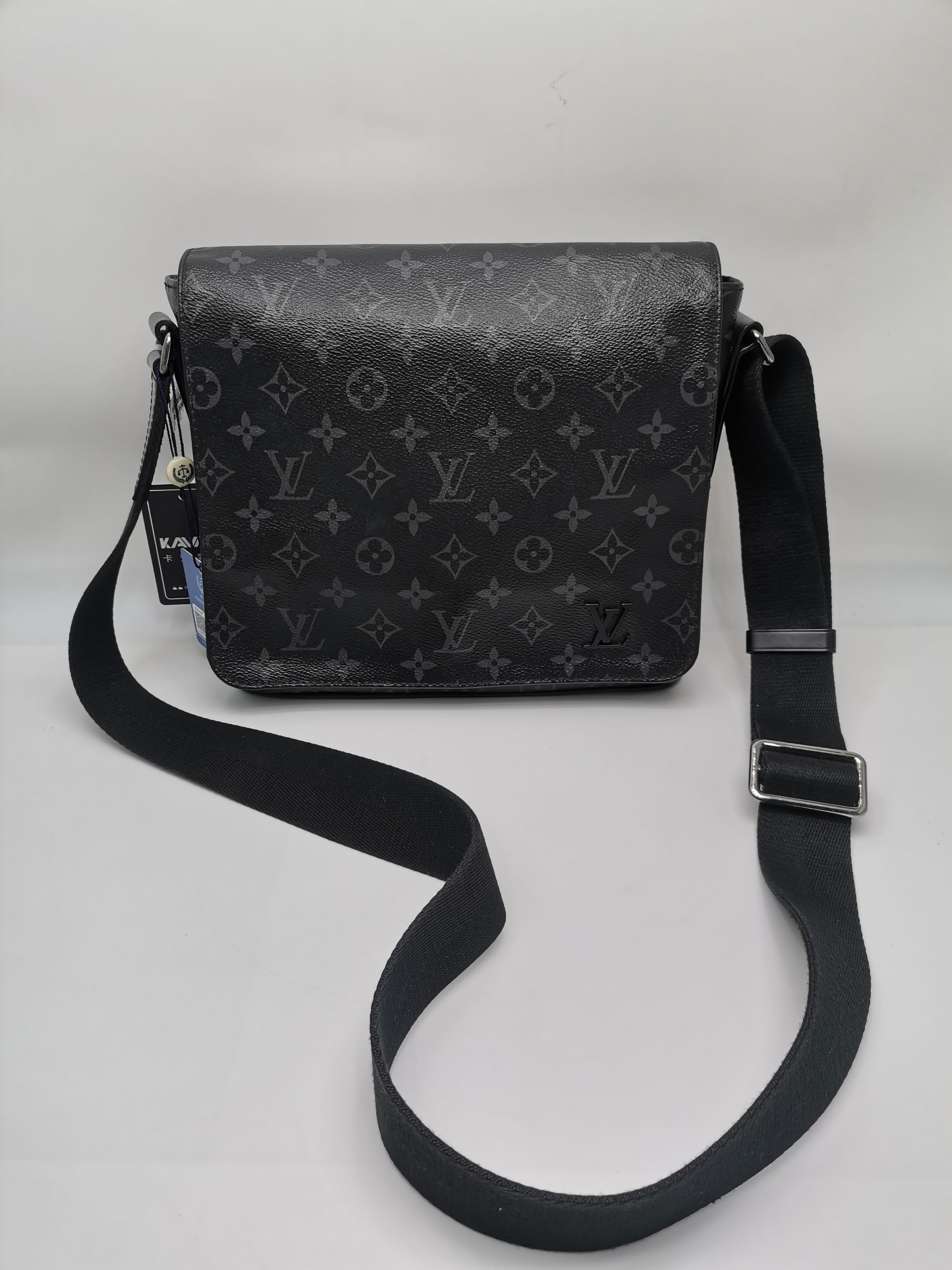 99新 LouisVuitton/路易威登 98新17925  LV黑老花翻盖斜挎包小号